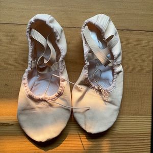 Canvas ballet slippers